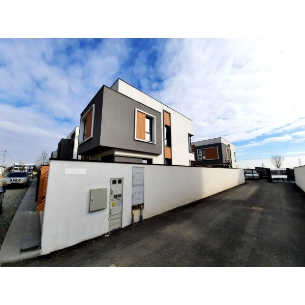 CASA INDIVIDUALA, MODERNA, P+1, 4 CAMERE, 135 mpu, ORAS PANTELIMON