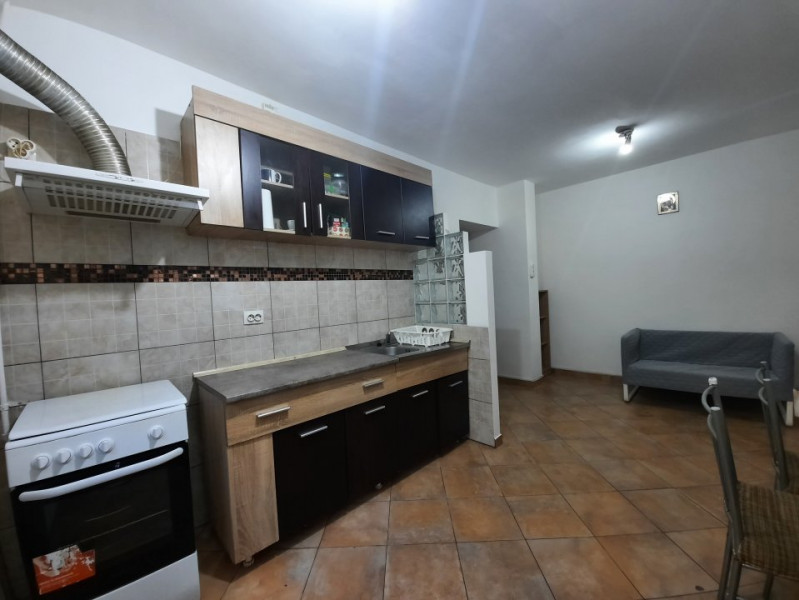 PARTER, 2 DORMITOARE, BUCATARIE MARE, STR BARCA, MARGEANULUI