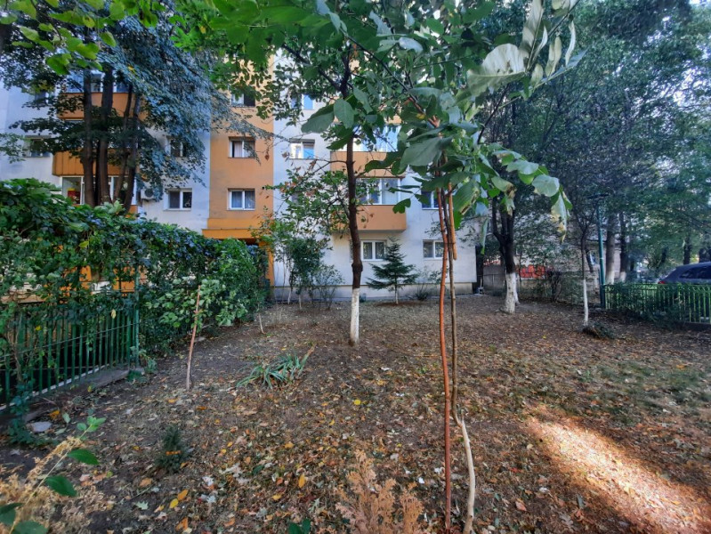 PARTER, 2 DORMITOARE, BUCATARIE MARE, STR BARCA, MARGEANULUI