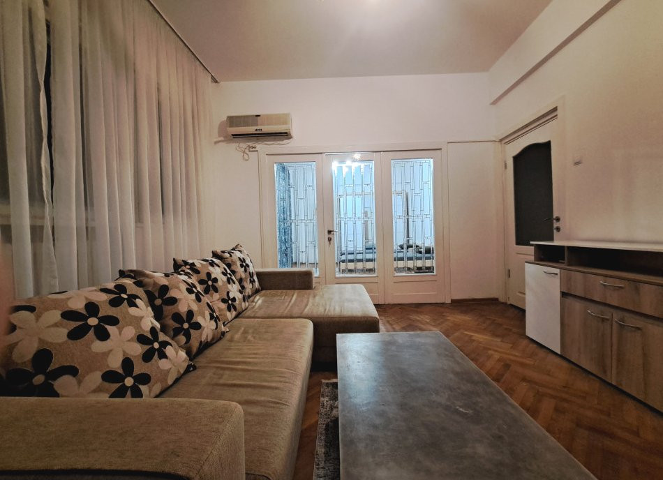 4-ROOM APART IN THE CENTER AREA OF THE CITY 