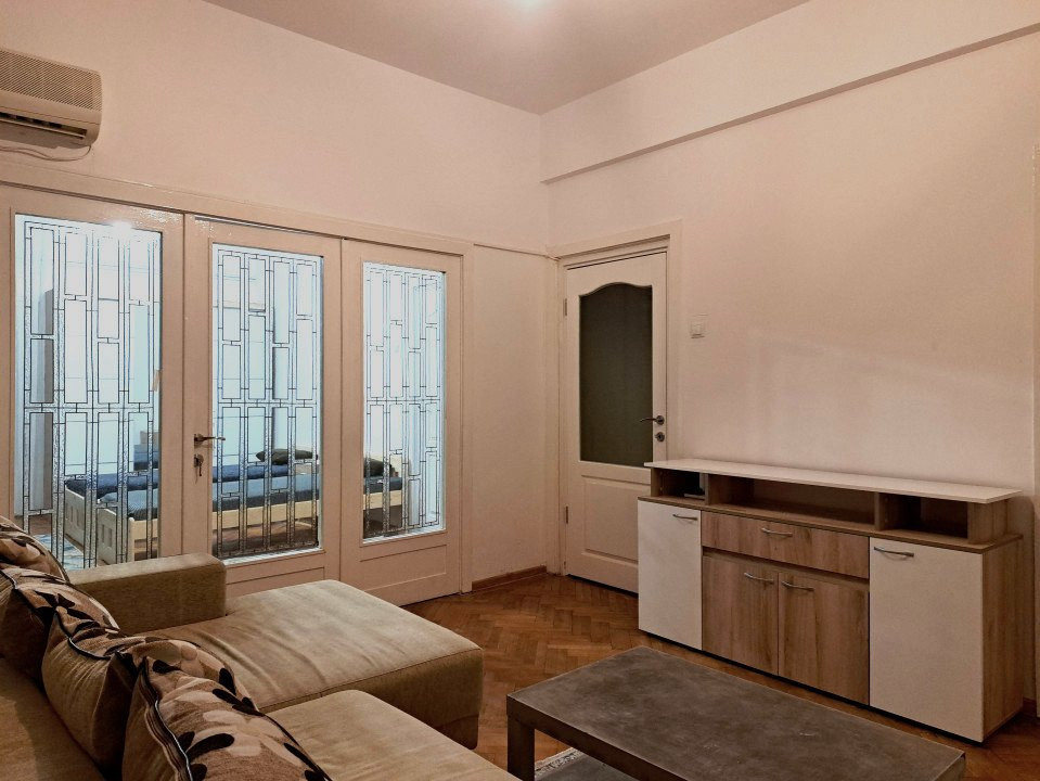 4-ROOM APART IN THE CENTER AREA OF THE CITY 