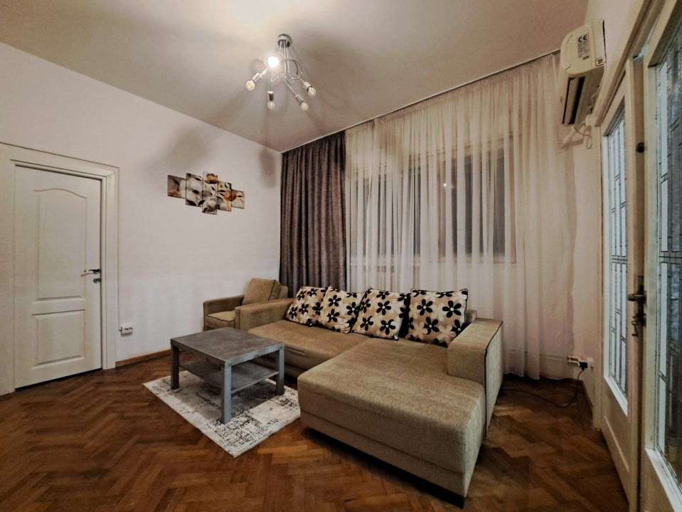 4-ROOM APART IN THE CENTER AREA OF THE CITY 