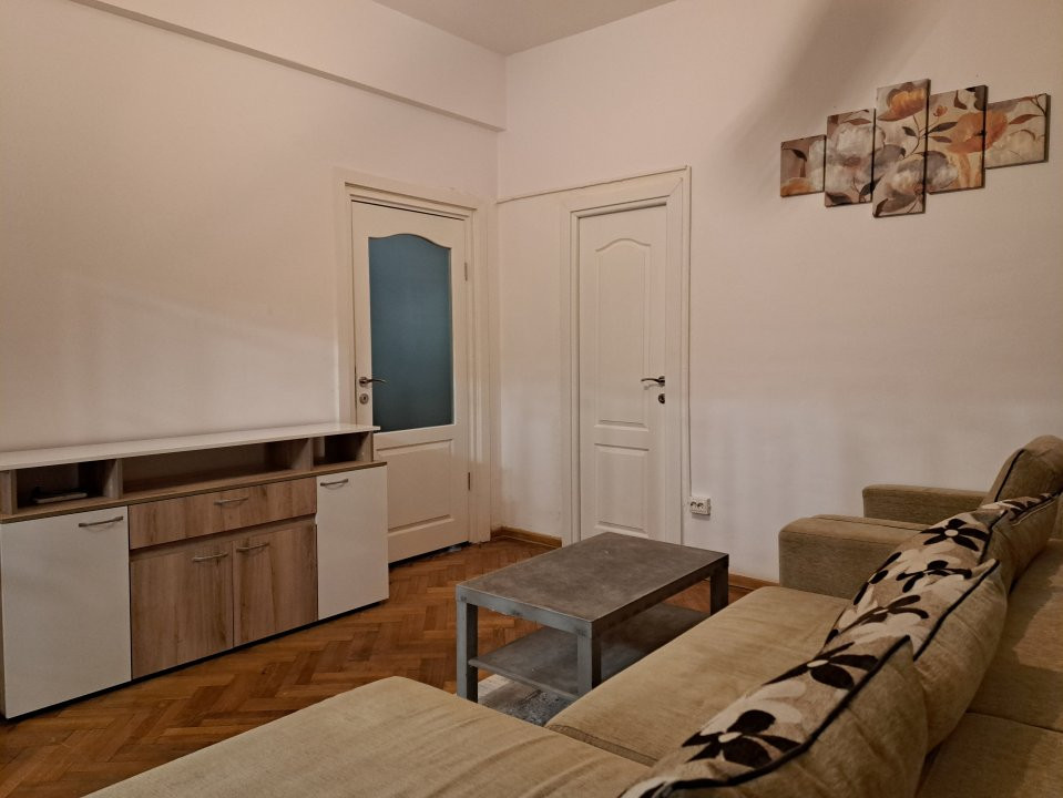 4-ROOM APART IN THE CENTER AREA OF THE CITY 