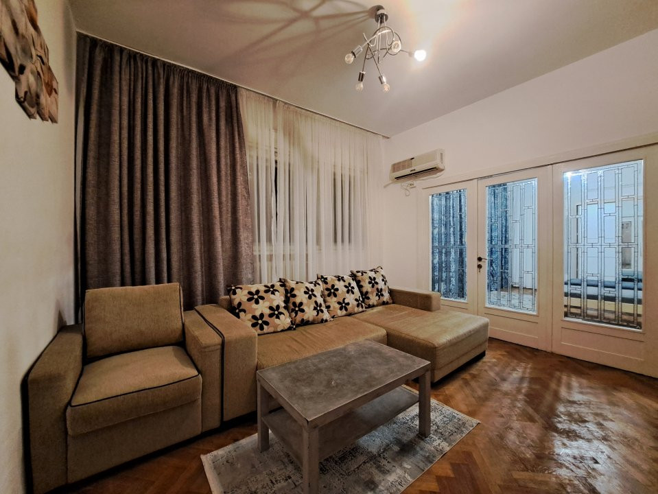 4-ROOM APART IN THE CENTER AREA OF THE CITY 