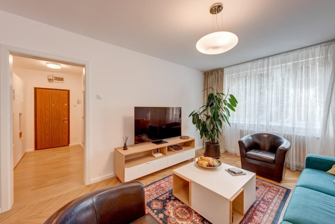 APART. RENOVAT/3 CAMERE/PARTER/DECOMANDAT/LUX/METROU 1 DECEMBRIE 1918