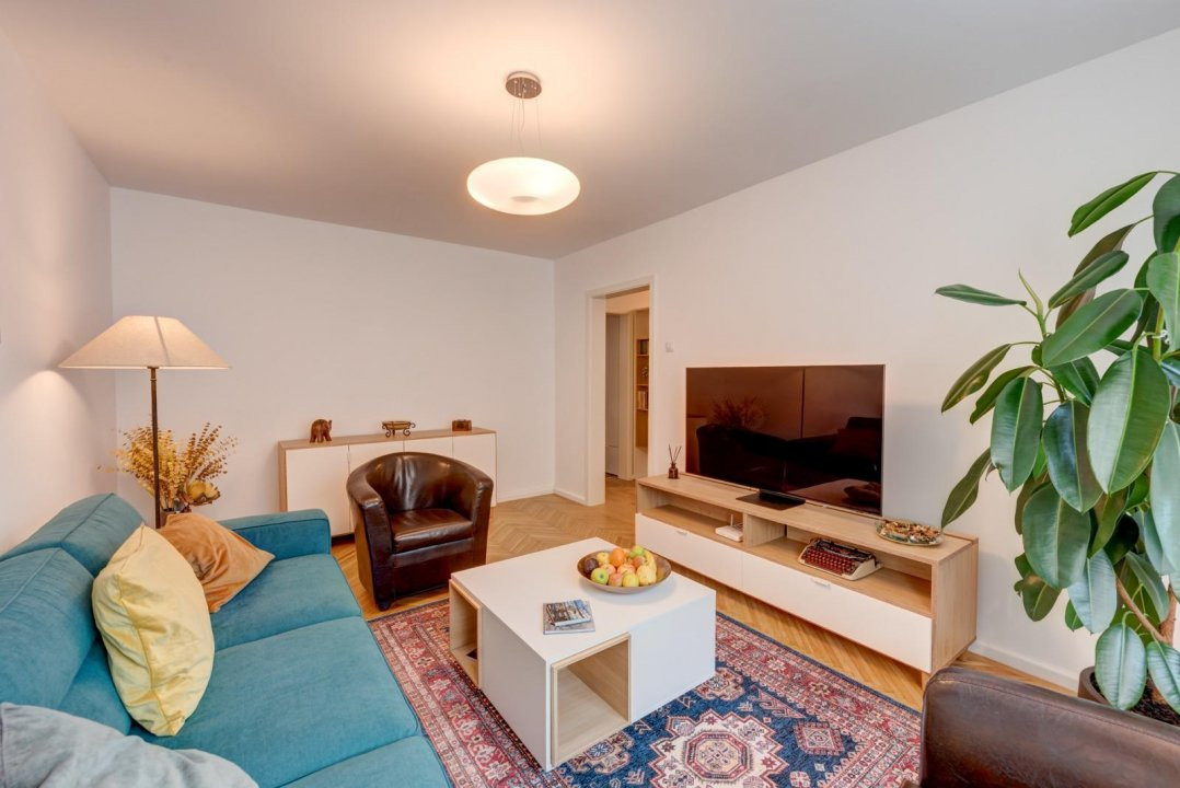 APART. RENOVAT/3 CAMERE/PARTER/DECOMANDAT/LUX/METROU 1 DECEMBRIE 1918