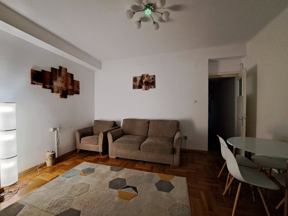 APART. 3 CAMERE, ET. 2, SPLAIUL INDEPENDENTEI, CENTRUL VECHI/ OLD TOWN