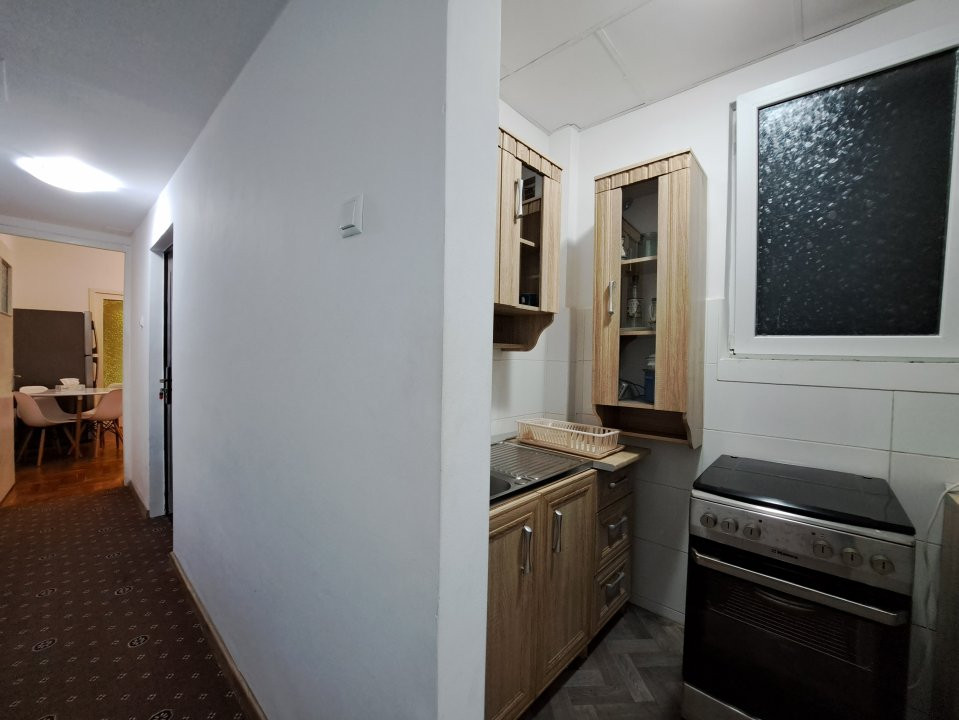 APART. 3 CAMERE, ET. 2, SPLAIUL INDEPENDENTEI, CENTRUL VECHI/ OLD TOWN