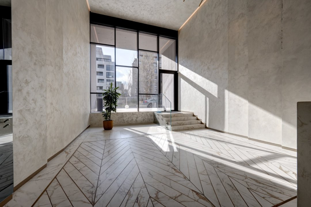 STUDIO DE LUX -WIN HERASTRAU/MOBILAT/UTILAT/LOC DE PARCARE SUBTERAN INCLUS