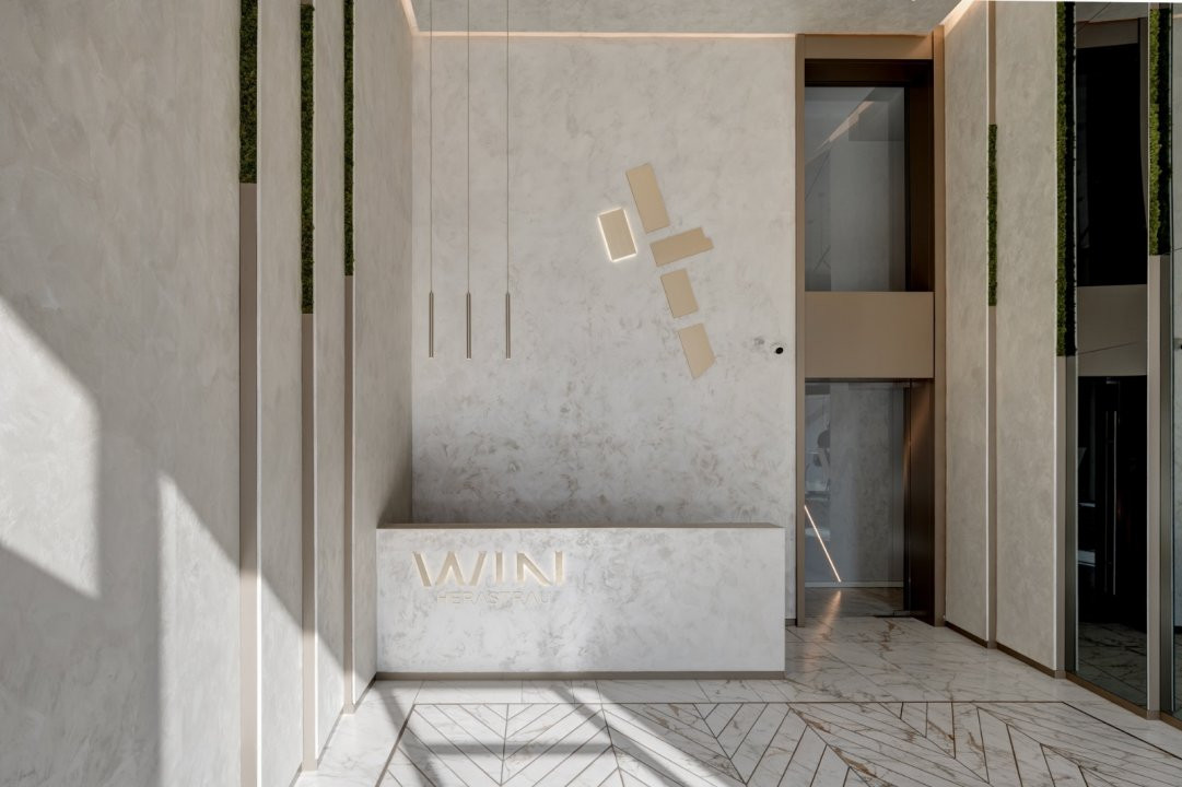 STUDIO DE LUX -WIN HERASTRAU/MOBILAT/UTILAT/LOC DE PARCARE SUBTERAN INCLUS