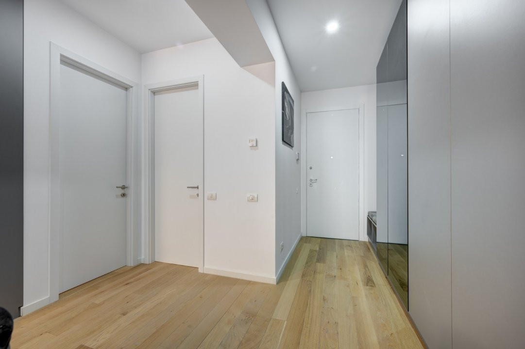 STUDIO DE LUX -WIN HERASTRAU/MOBILAT/UTILAT/LOC DE PARCARE SUBTERAN INCLUS