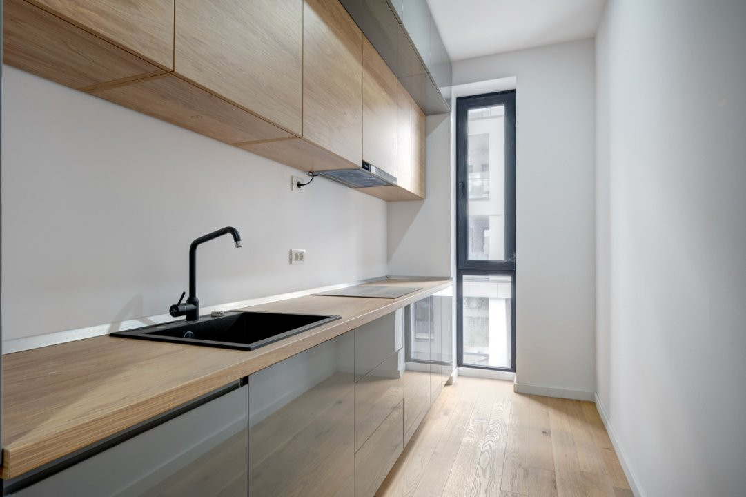 STUDIO DE LUX -WIN HERASTRAU/MOBILAT/UTILAT/LOC DE PARCARE SUBTERAN INCLUS