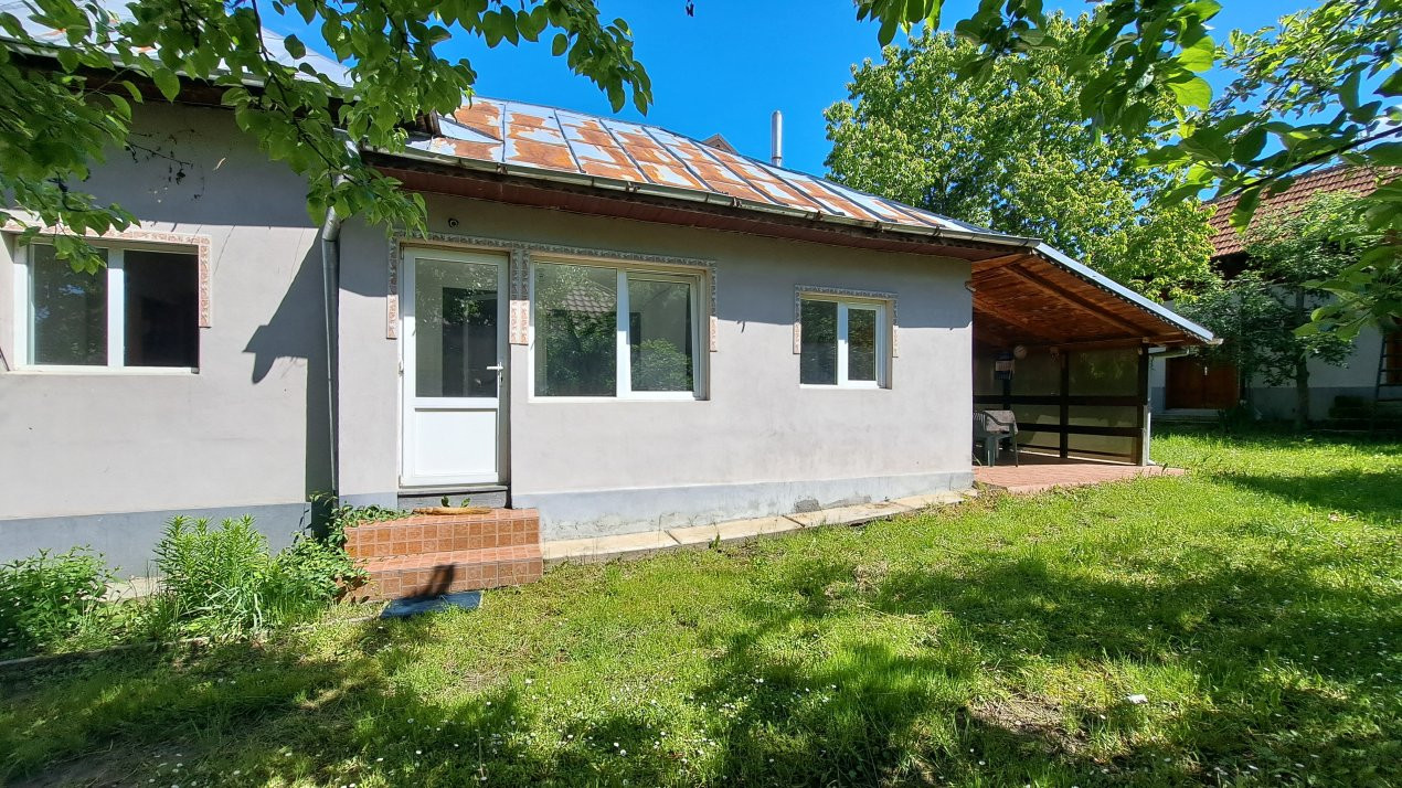 CASA SI LIVADA/ZONA DE DEALURI IMPADURITE/VALEA SCHEII/MANGA/VOINESTI/DAMBOVITA