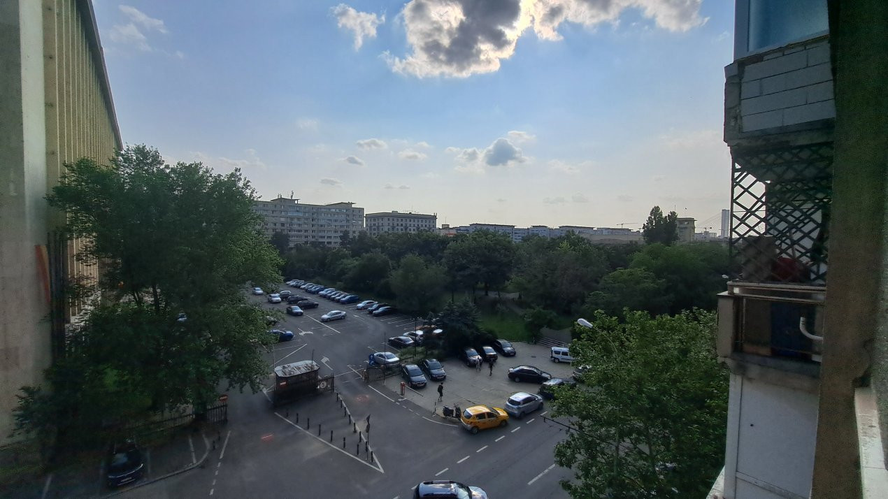 APART. 2 CAM., ET. 4/9, 3 MIN. DE GARA DE NORD SI DE METROU 