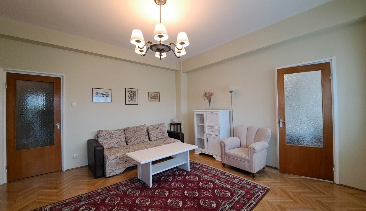 APARTAMENT DE INCHIRIAT/DOUA CAMERE/ETAJ 4/EMINESCU/TEATRUL METROPOL