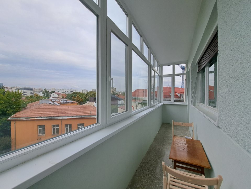 APARTAMENT DE INCHIRIAT/DOUA CAMERE/ETAJ 4/EMINESCU/TEATRUL METROPOL