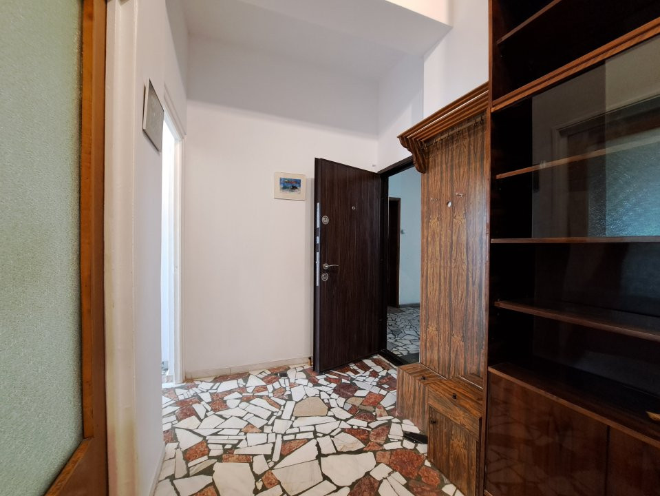 APARTAMENT DE INCHIRIAT/DOUA CAMERE/ETAJ 4/EMINESCU/TEATRUL METROPOL