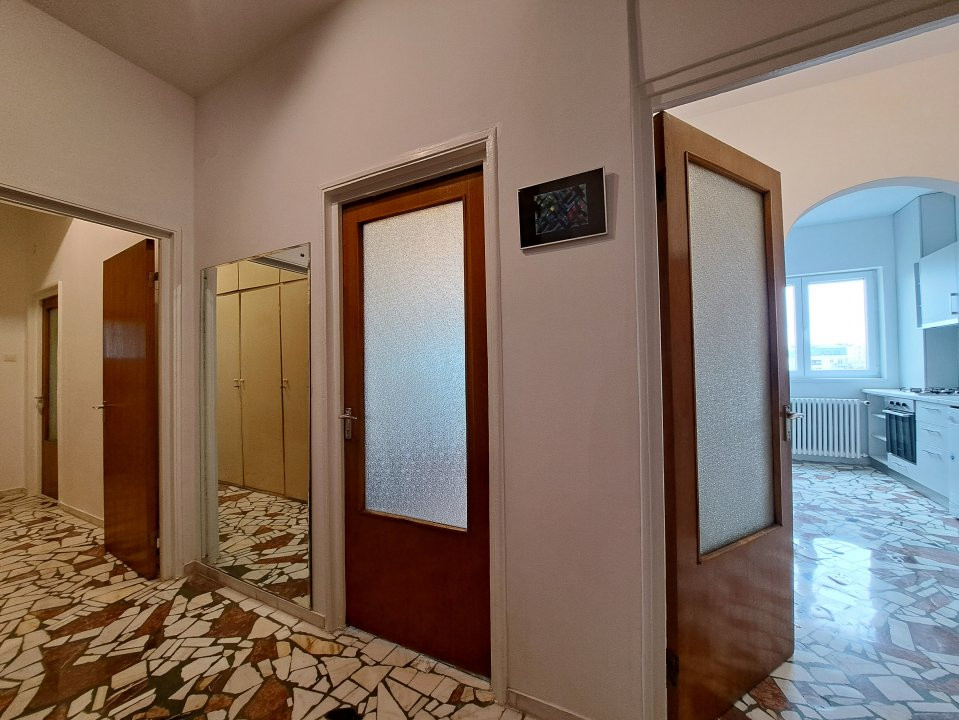 APARTAMENT DE INCHIRIAT/DOUA CAMERE/ETAJ 4/EMINESCU/TEATRUL METROPOL