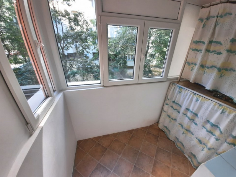 Vanzare 4 camere decomandat etaj 1, Piata Iancului