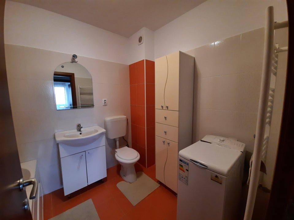 DE INCHIRIAT-2 CAM-ETAJUL INTAI-PARC BAZILESCU-METROU JIULUI