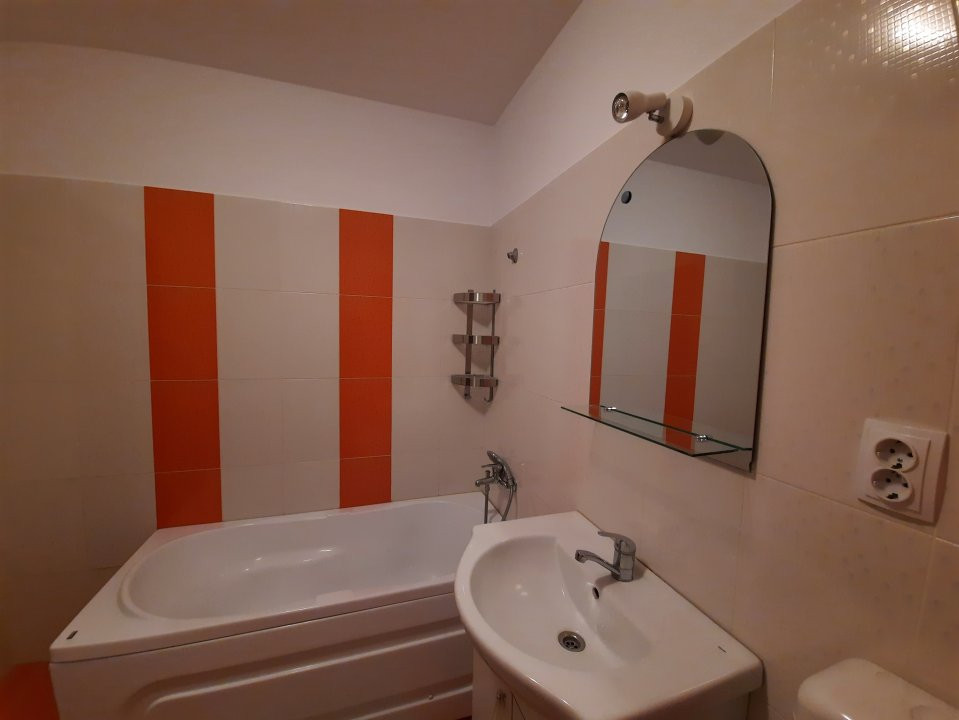 DE INCHIRIAT-2 CAM-ETAJUL INTAI-PARC BAZILESCU-METROU JIULUI