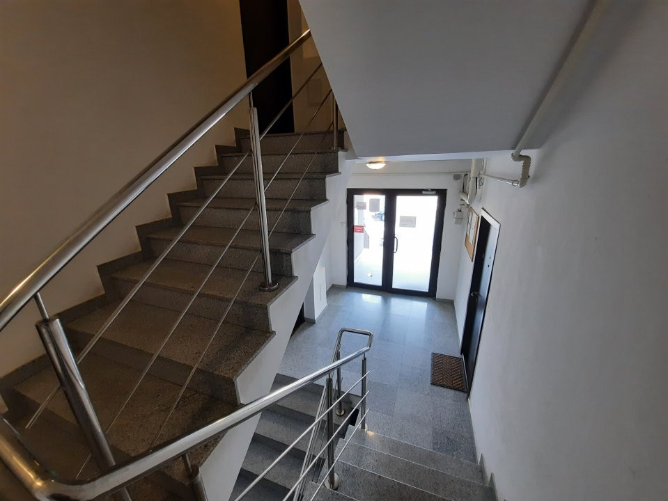 DE INCHIRIAT-2 CAM-ETAJUL INTAI-PARC BAZILESCU-METROU JIULUI