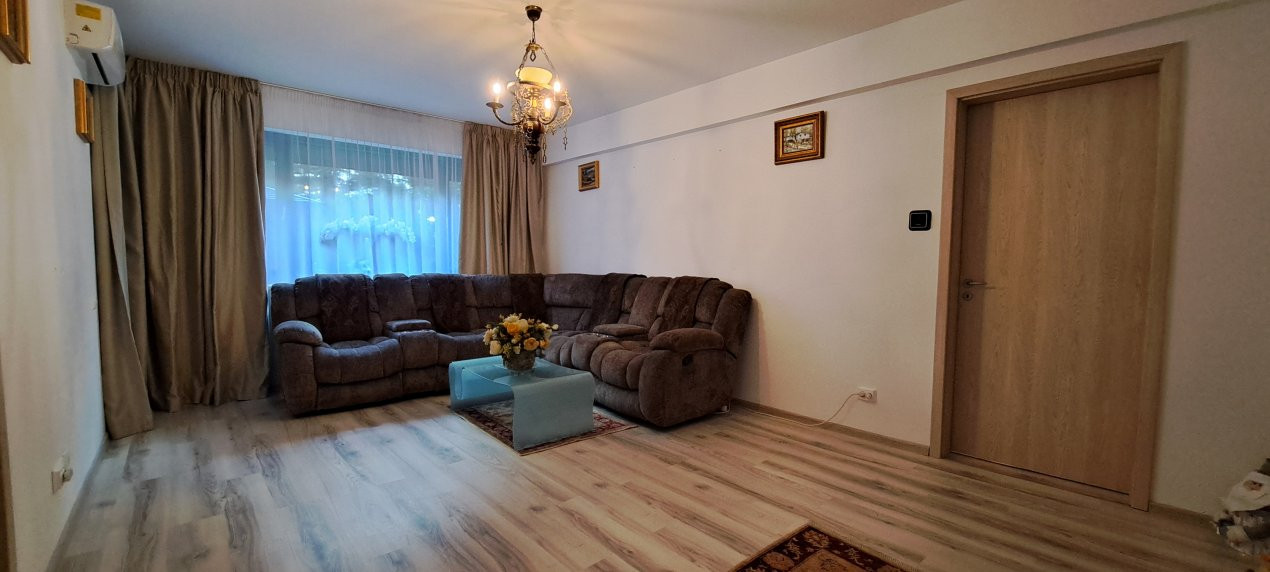 APARTAMENT TREI CAMERE/PARTER/GRADINA/LOC DE PARCARE/GREENFIELD BANAESA