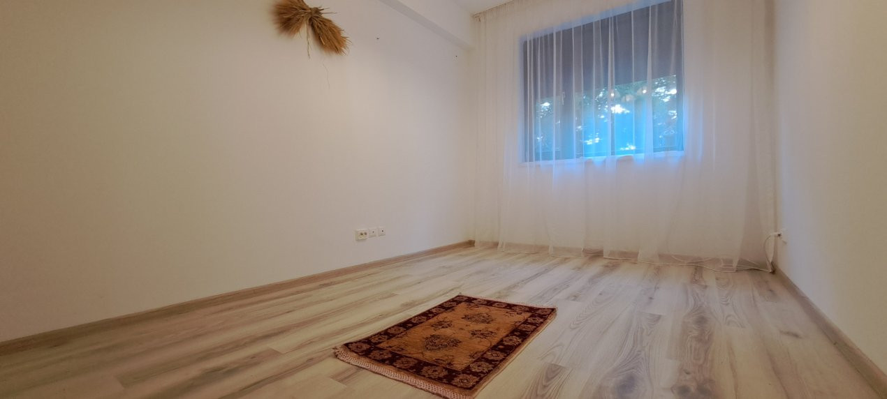 APARTAMENT TREI CAMERE/PARTER/GRADINA/LOC DE PARCARE/GREENFIELD BANAESA