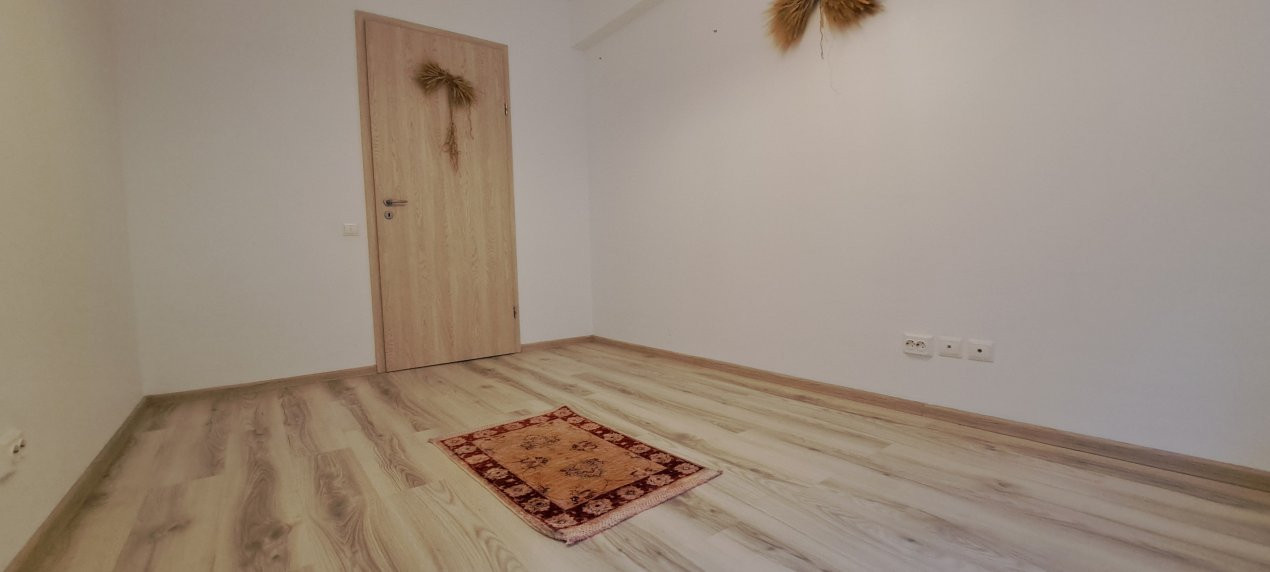 APARTAMENT TREI CAMERE/PARTER/GRADINA/LOC DE PARCARE/GREENFIELD BANAESA