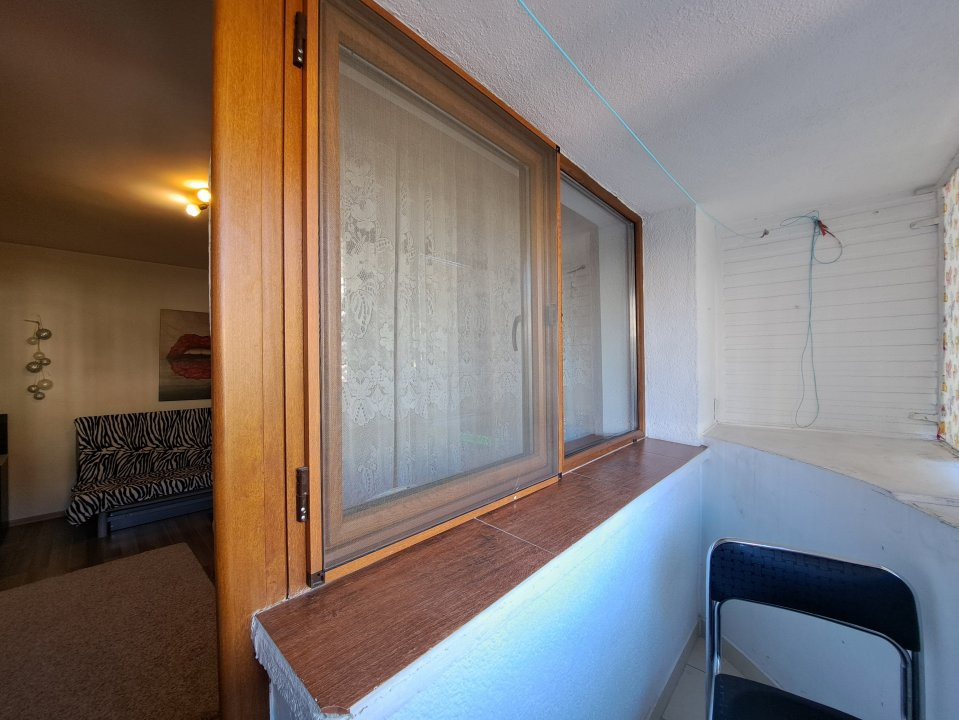 GARSONIERA / 1990 / DECOMANDATA / 42 mp /ET. 1 / STR. MAMULARI / PIATA UNIRII