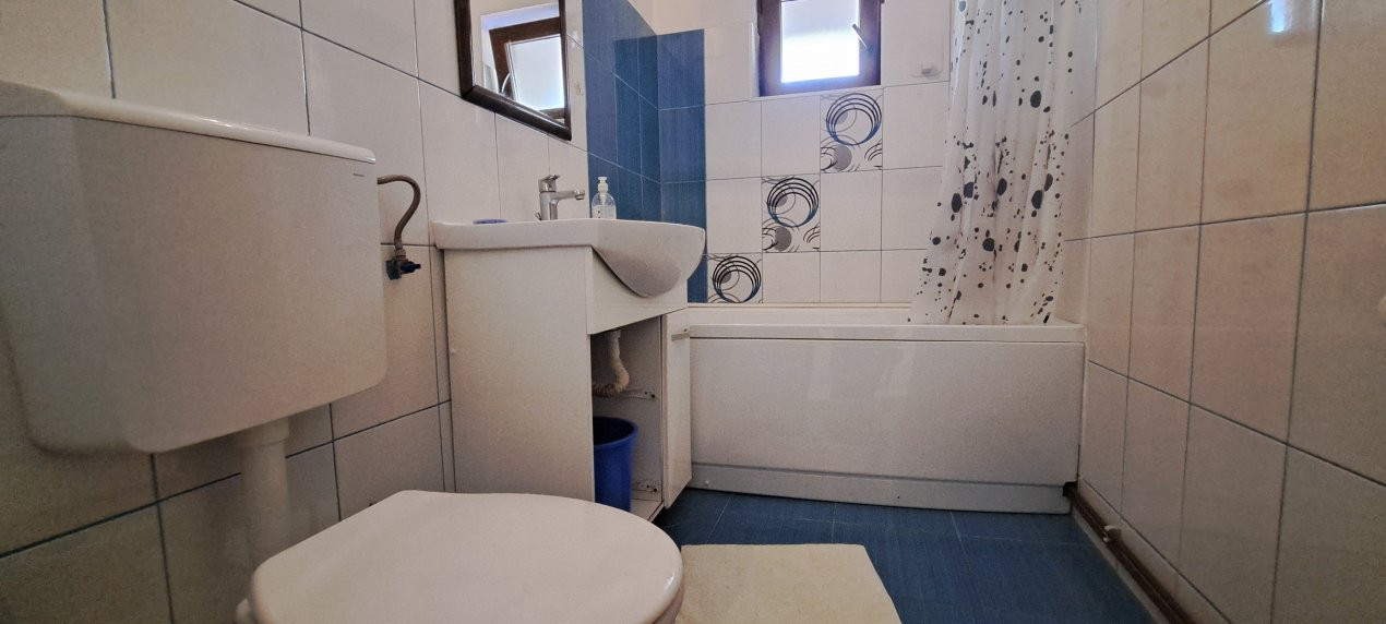 GARSONIERA / 1990 / DECOMANDATA / 42 mp /ET. 1 / STR. MAMULARI / PIATA UNIRII