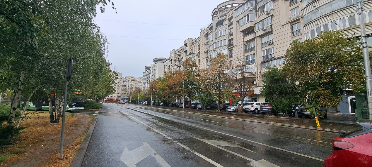 GARSONIERA / 1990 / DECOMANDATA / 42 mp /ET. 1 / STR. MAMULARI / PIATA UNIRII