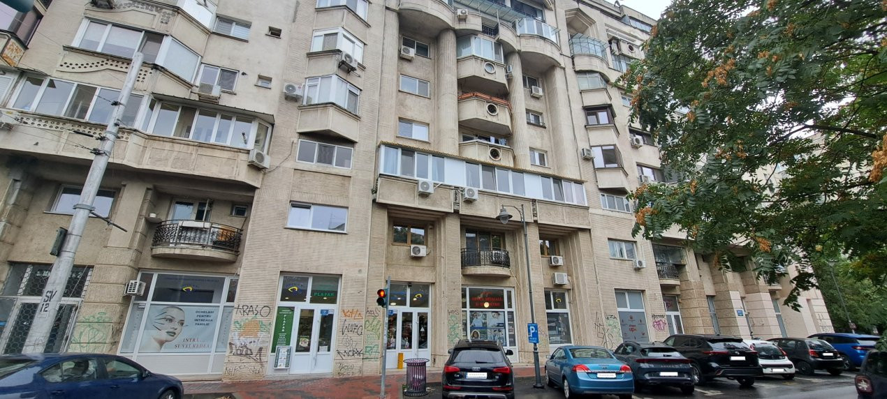 GARSONIERA / 1990 / DECOMANDATA / 42 mp /ET. 1 / STR. MAMULARI / PIATA UNIRII