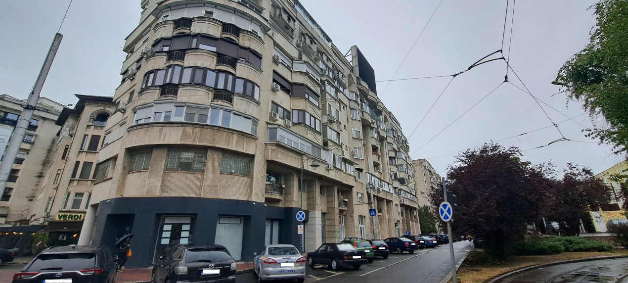 GARSONIERA / 1990 / DECOMANDATA / 42 mp /ET. 1 / STR. MAMULARI / PIATA UNIRII