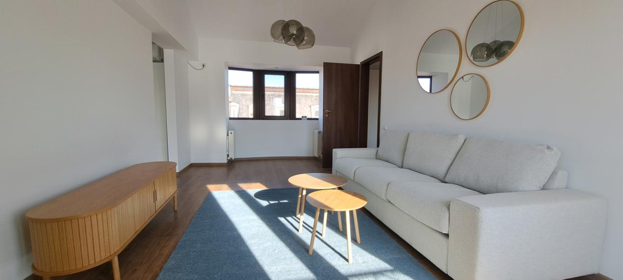 AP. 2 CAMERE/DE INCHIRIAT/BLOC 2017/P+3/ZONA MOSILOR-EMINESCU-DACIA