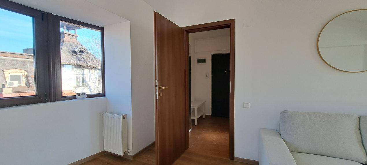 AP. 2 CAMERE/DE INCHIRIAT/BLOC 2017/P+3/ZONA MOSILOR-EMINESCU-DACIA