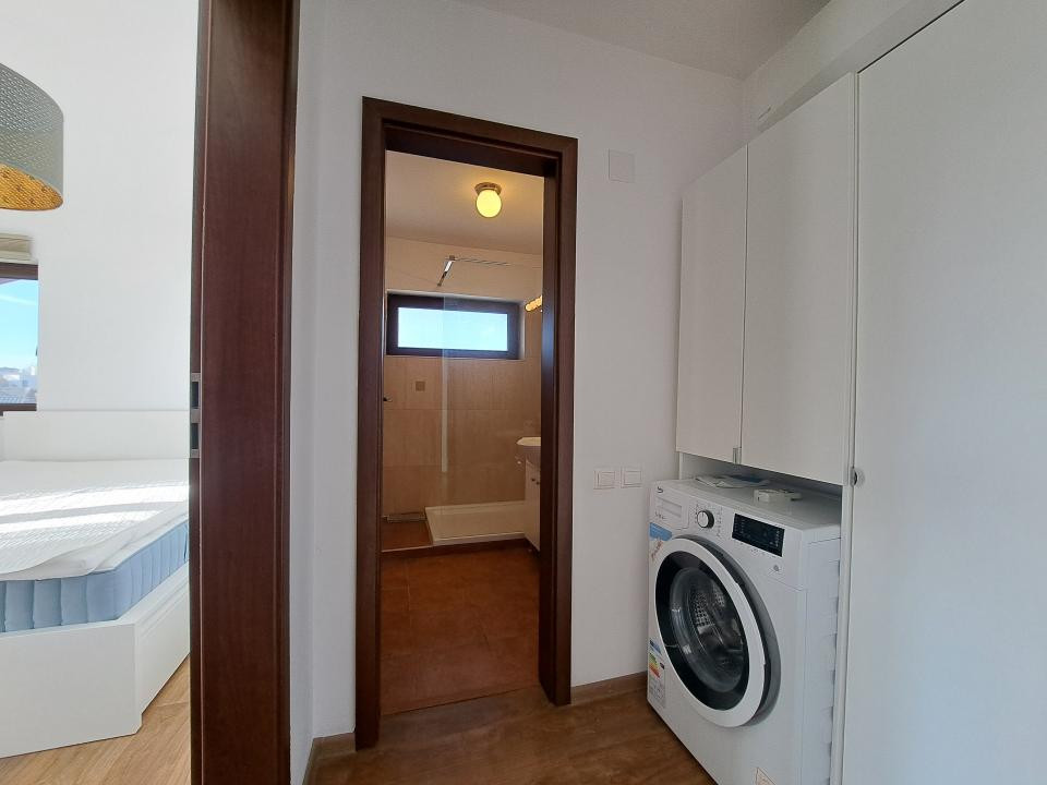 AP. 2 CAMERE/DE INCHIRIAT/BLOC 2017/P+3/ZONA MOSILOR-EMINESCU-DACIA