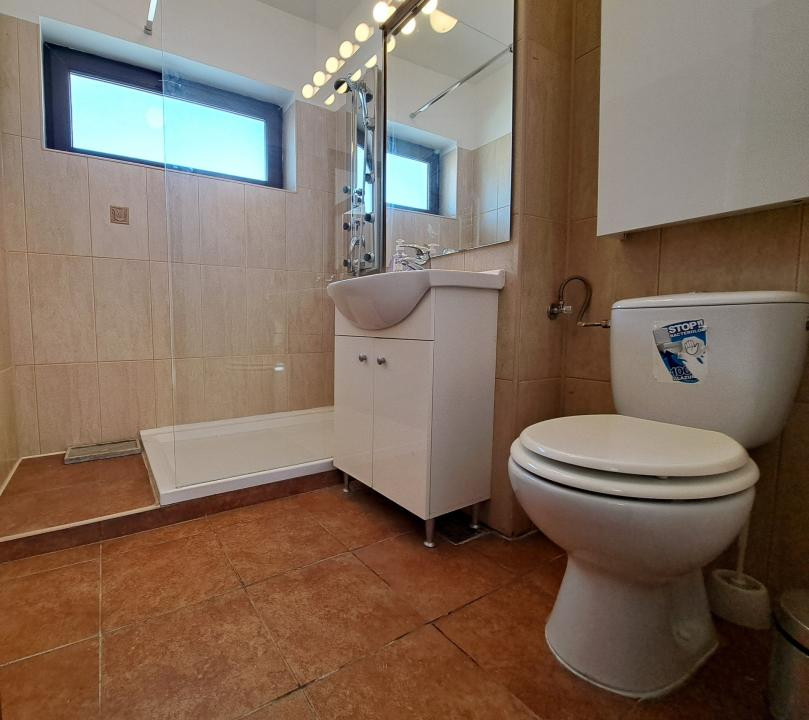 AP. 2 CAMERE/DE INCHIRIAT/BLOC 2017/P+3/ZONA MOSILOR-EMINESCU-DACIA