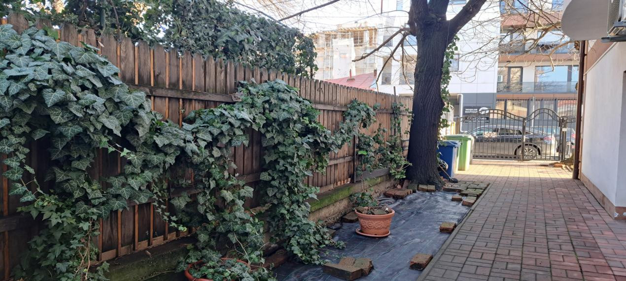 AP. 2 CAMERE/DE INCHIRIAT/BLOC 2017/P+3/ZONA MOSILOR-EMINESCU-DACIA