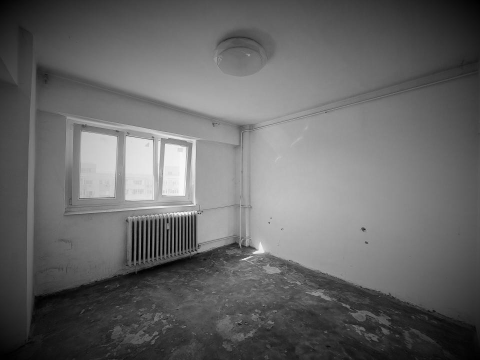 APARTAMENT/1984//50 mp/DOUA CAMERE/BALCON/DECOMANDAT/OBOR/PARC