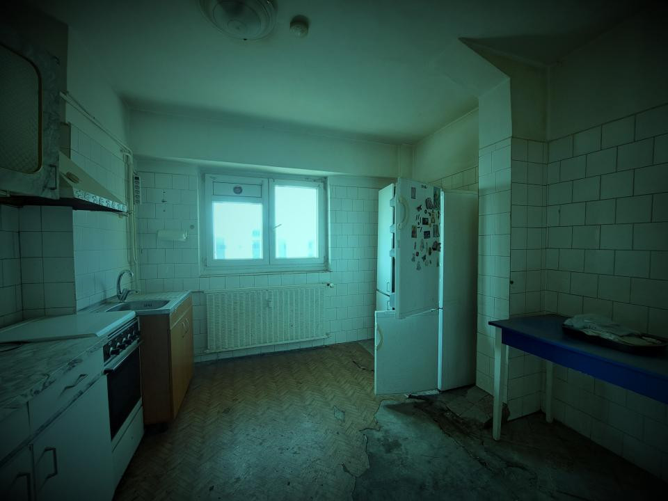 APARTAMENT/1984//50 mp/DOUA CAMERE/BALCON/DECOMANDAT/OBOR/PARC