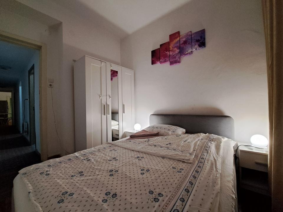 APART. 3 CAMERE, ET. 2, SPLAIUL INDEPENDENTEI, CENTRUL VECHI/ OLD TOWN