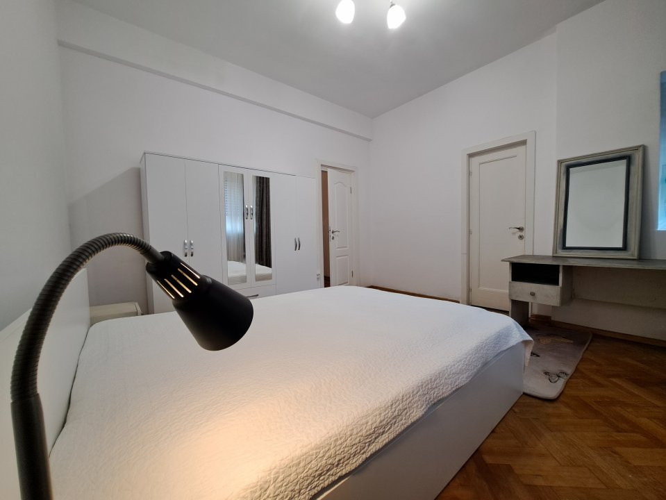 APARTAMENT 4 CAMERE/ARMENEASCA 4-ROOM APART IN THE CENTRAL AREA OF THE CITY