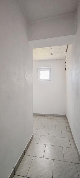 CASA ROMANEASCA IN VECHEA CETATE DE SCAUN - LANGA MANASTIREA CURTEA DE ARGES