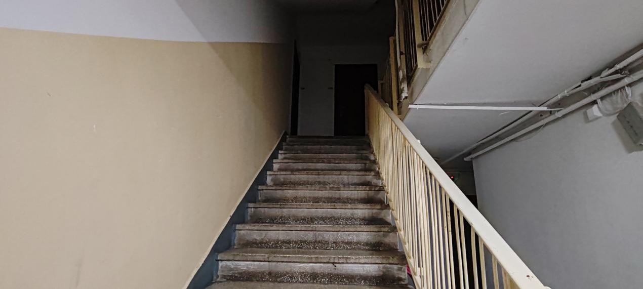 DE VANZARE/AP. 2 CAMERE/NECESTA RENOVARE TOTALA/ET. 6 DIN 8/STR. PRICOPAN/RAHOVA