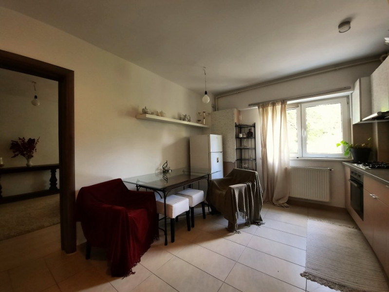 INCHIRIERE APARTAMENT 2 CAMERE, ETAJ. 1, LANGA HERASTRAU, STR. ELENA VACARESCU
