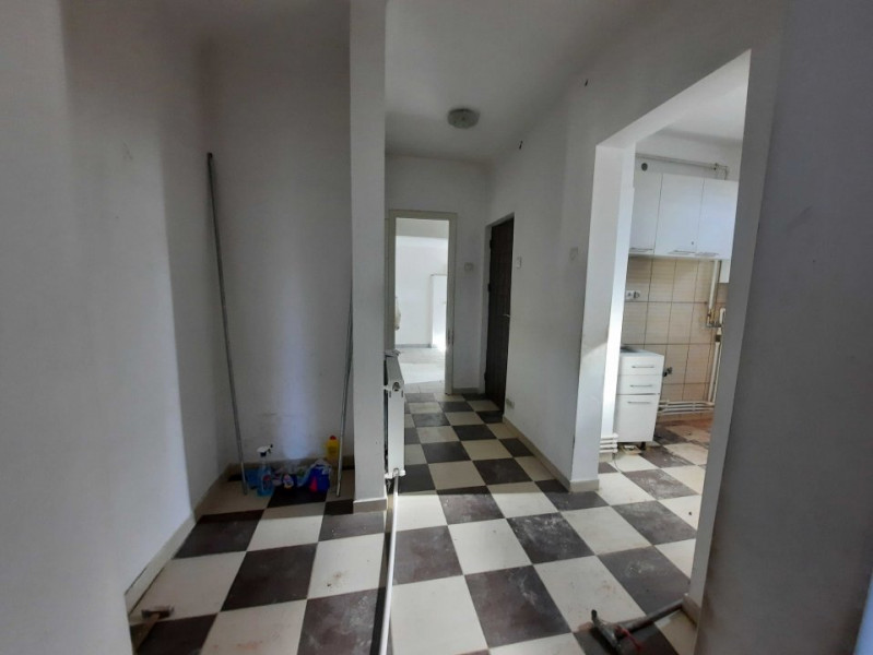 Foisorul de Foc, 2 camere plus pod, mult potential, in vila P+1
