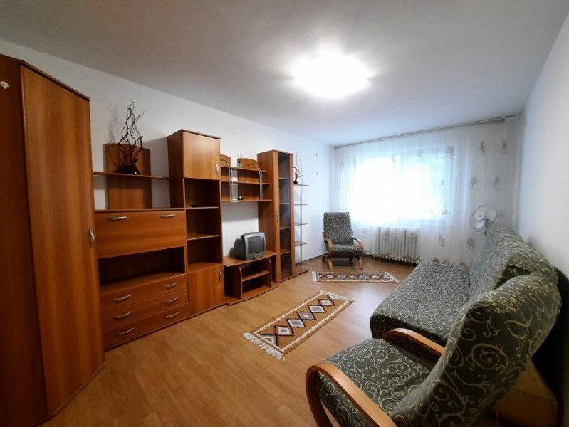 Vanzare apartament 3 camere, decomandat, langa Piata Rahovei