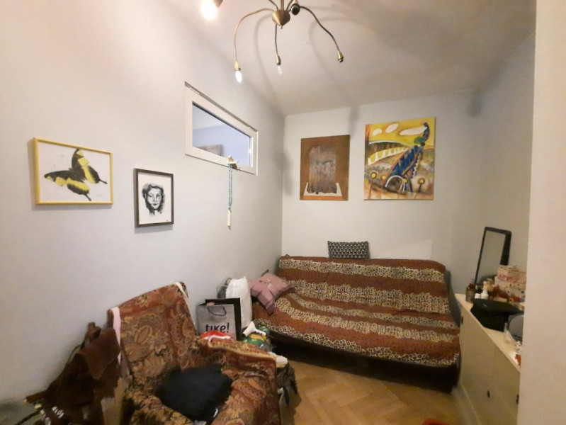 Vanzare 3 camere spatios, interbelic, fara risc seismic, Gara de Nord