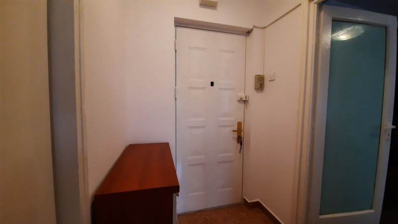 INCHIRIERE APARTAMENT 3 CAMERE, DOUA BALCOANE, ETAJ 4, PIATA IANCULUI